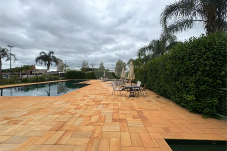 Casa á venda no condomínio Damha IV
