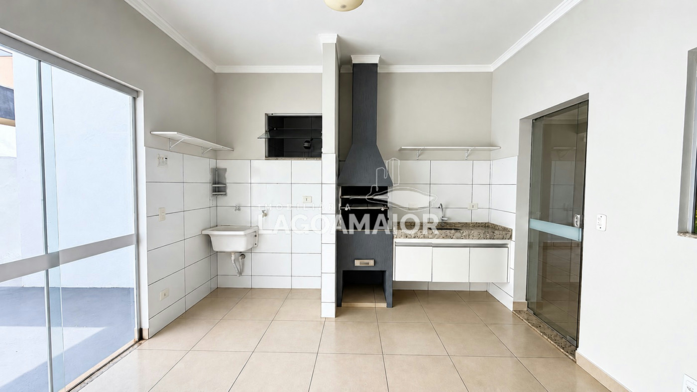 Casa para alugar com 3 quartos, sendo 1 suíte, no condomínio Recanto das Palmeiras, Três Lagoas - MS