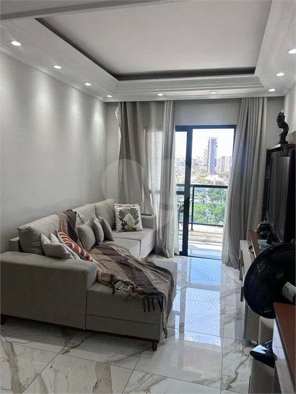Apartamento vender na ANÁLIA FRANCO, com 88m2, 3 quartos, 1 suíte, sala com sacada, 2 vagas