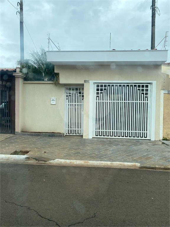 Casa térrea para venda no Planalto paraíso