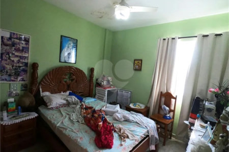 Cobertura Duplex para venda no Edificio Tarre Junior em Cabo Frio/RJ.