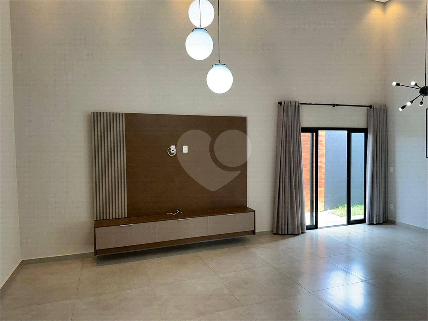 Apartamento Condomínio Montreal