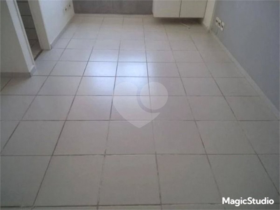 Sala comercial com 38m², 1 vaga de garagem, à venda na Vila Mariana