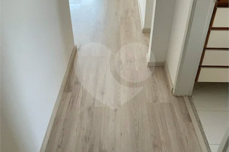 Apartamento com 68m², 2 dormitórios, sendo 1 suíte, 1 vaga, à venda na Vila Matilde.