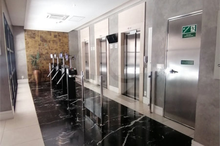 SALA COMERCIAL TOP, VENDA OU LOCAÇÃO, METRÔ VERGUEIRO COM 28,76m2