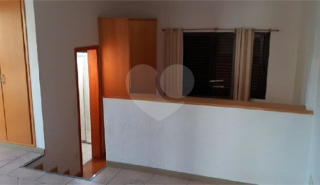 Apartamento à venda com 1 quarto em Jardim Santa Paula, São Carlos, SP