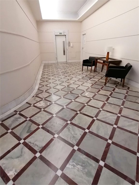 APARTAMENTO COBERTURA Á VENDA COM 200m2 ÍCONE NA BELA VISTA