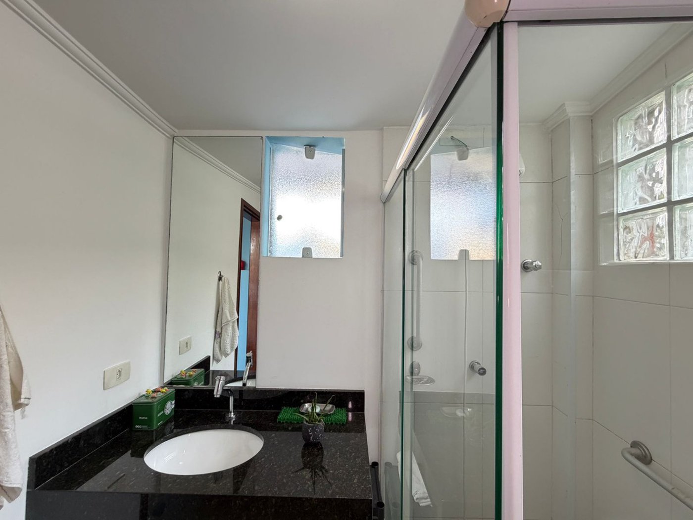 Casa para venda em Jardim Peri Peri com 3 quartos, sendo 1 suíte, 149m²