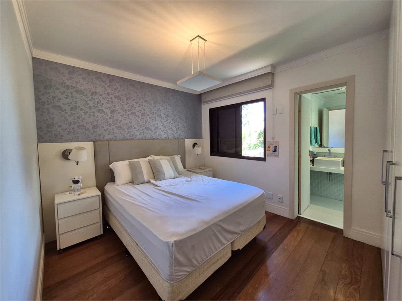 Apartamento à venda no Jardim Bonfiglioli diferenciado com 3 quartos, sendo 2 suítes e 2 vagas