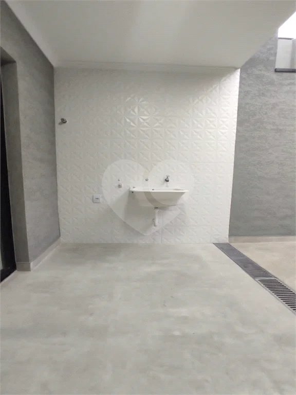 Sobrado à venda na Vila Carrão, 3 quartos (1 suíte)