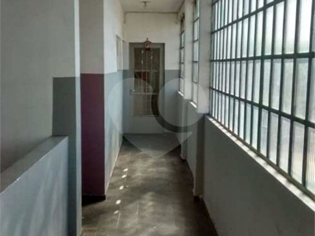 Prédio à venda com 10 quartos em Horto, São Paulo, SP