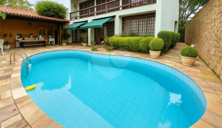 Casa à venda com 4 quartos, sendo 2 suítes,  em Vila Brasilina, São Paulo, SP