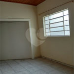 PREDIO COM 2 CASAS NO SACOMÃ