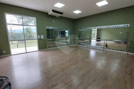CASA ALTO PADRÃO | 5 SUÍTES | CONDOMÍNIO CLUBE – ATIBAIA