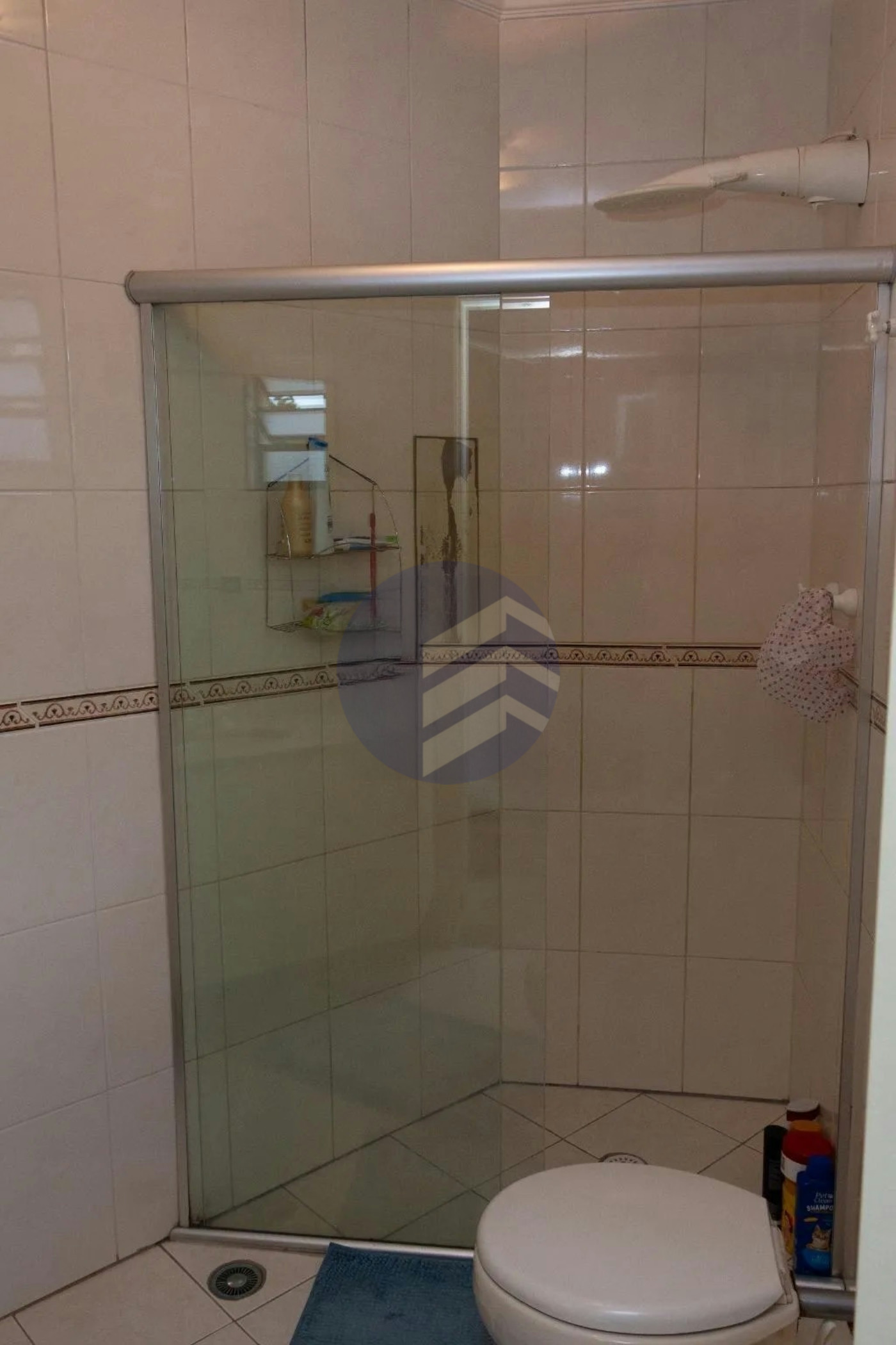 Sobrado à venda com 4 quartos, sendo 1 suíte, em Jardim Ester Yolanda, São Paulo - SP