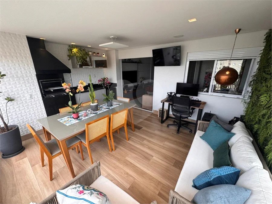 Apartamento á venda na Vila Maria com 3 quartos e 2 vagas
