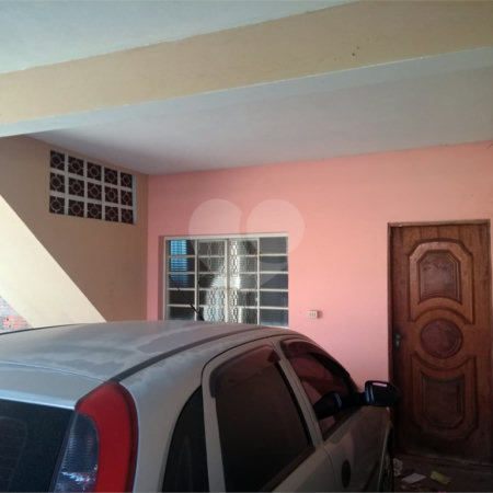 Sobrado no Cidade Aracy .
