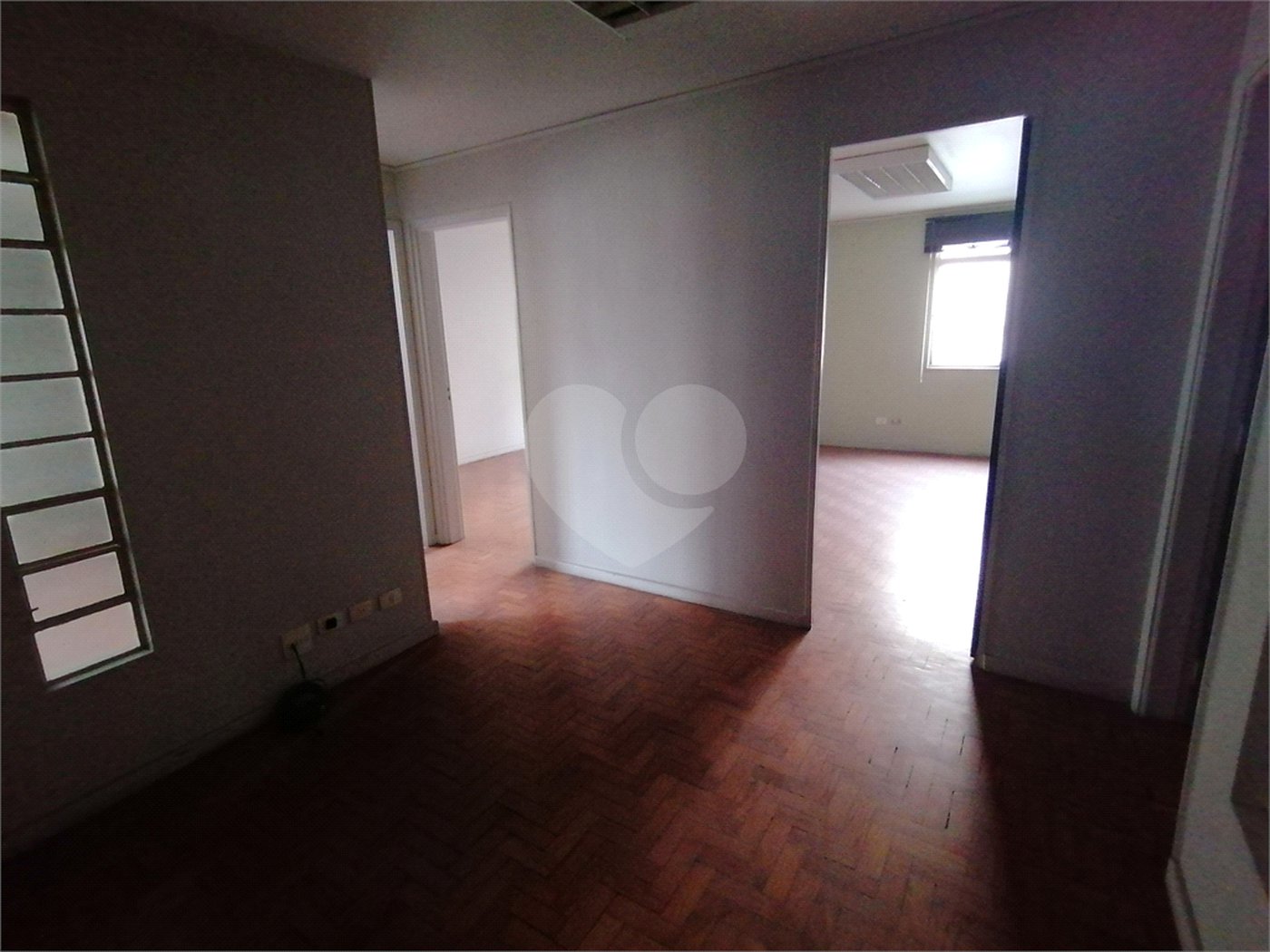Sala comercial para venda ou locação na Bela Vista