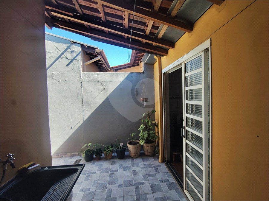 Casa ampla com edícula 3 Quartos
