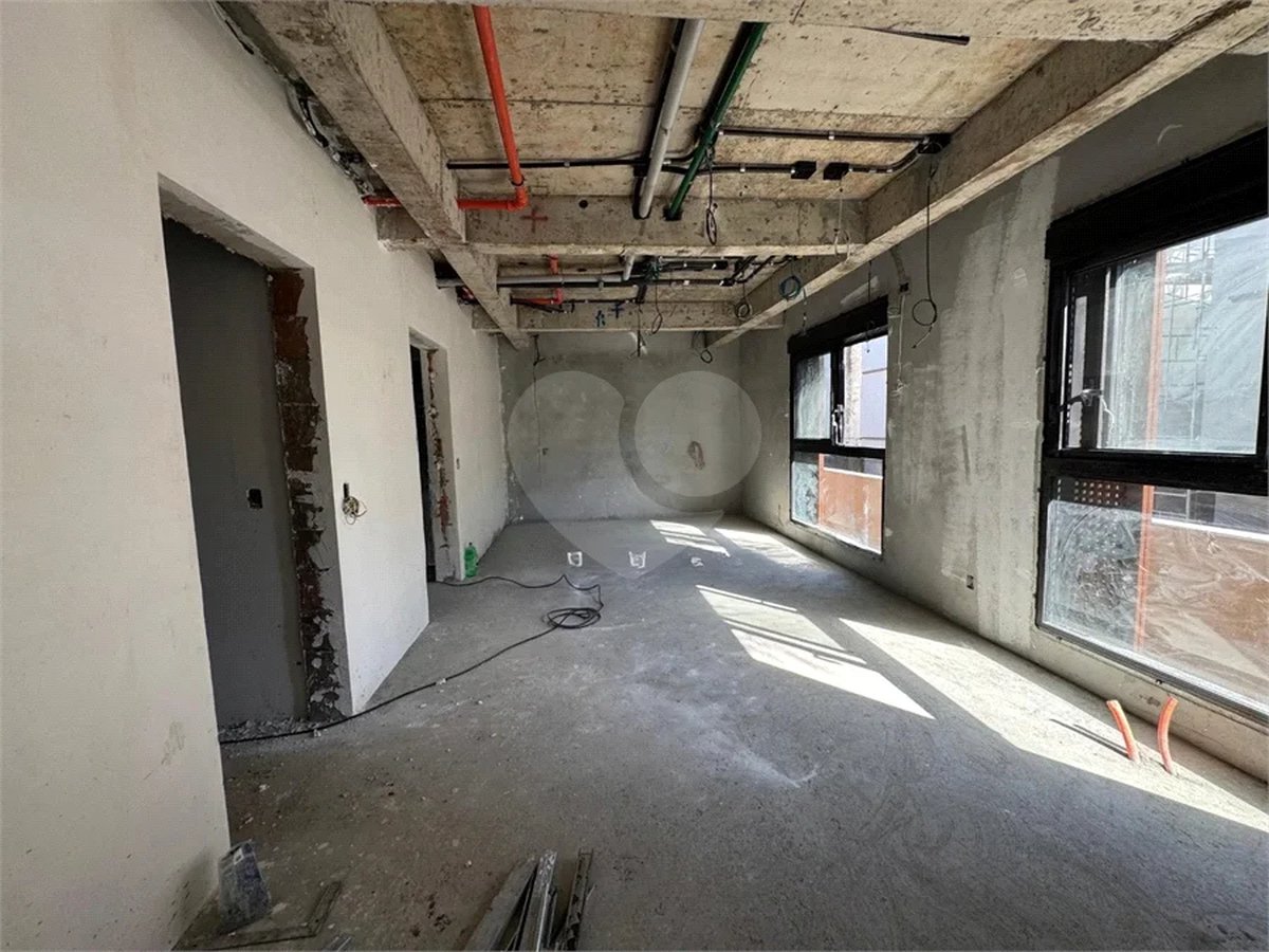 Casa em Condomínio 605M2, colado ao Clube Paineiras