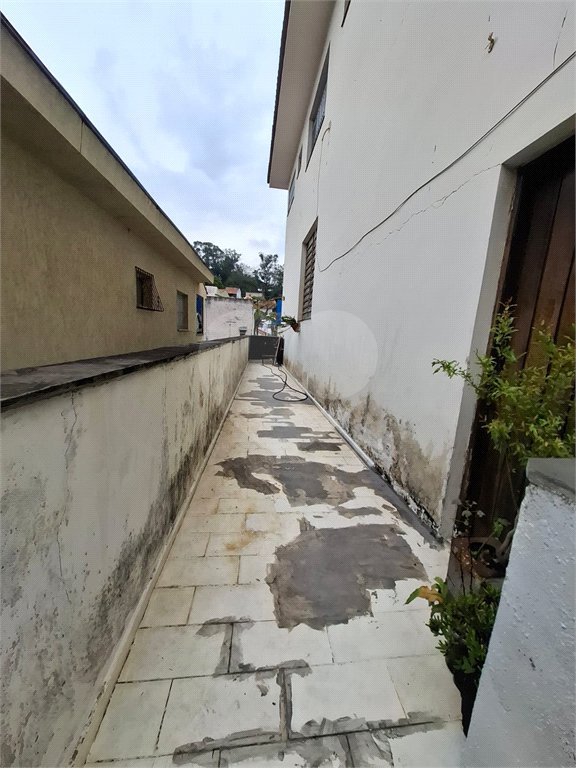 Sobrado venda ou locação HORTO com 254m2, 4 quartos, 2 sala, 2 cozinha, quintal e 3 vagas de garagem