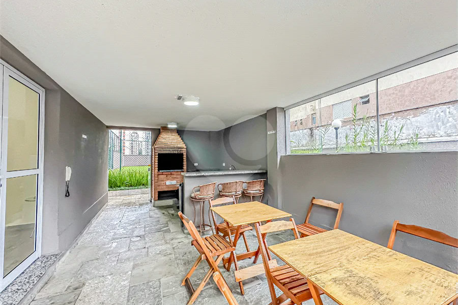 **Apartamento na Saúde 61m² | 2 dormitórios | 1 suíte | 2 vagas | depósito privativo**