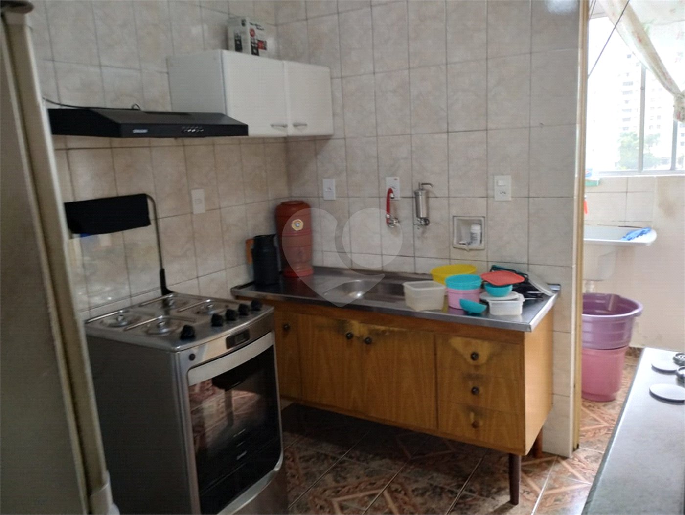 Apartamento 2 dormitórios sendo uma suíte próximo as estações Anhangabaú, Bela Vista e do metrô