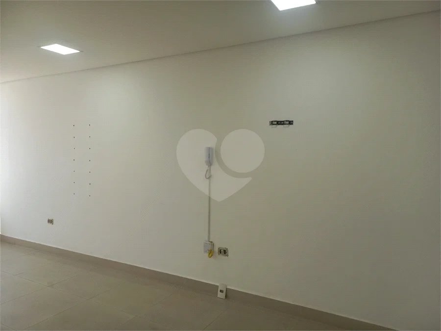 Sala Comercial para locação na Região da Vila Santa Catarina!!!