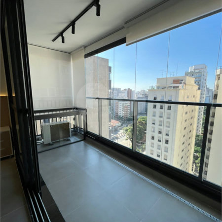 Studio locado á venda perto do metrô no Campo Belo, São Paulo - SP