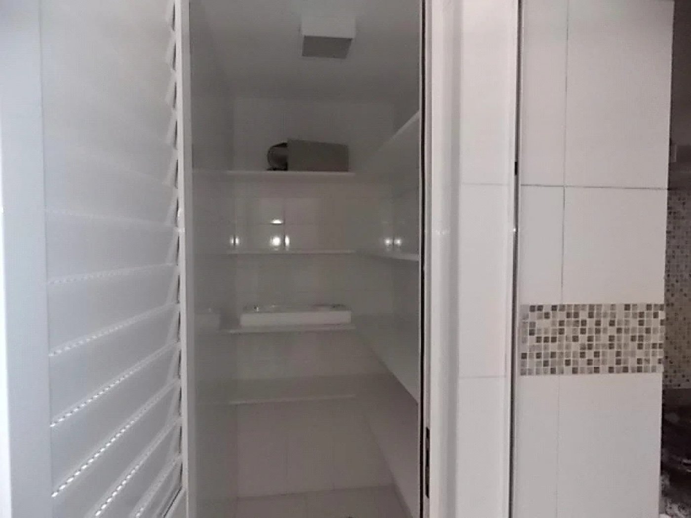 Apartamento para alugar com 3 quartos, sendo 2 suítes, em Jardim Arpoador, São Paulo - SP