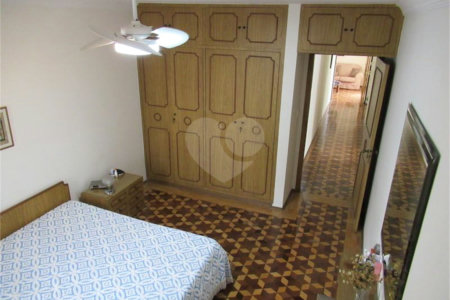 Excelente sobrado com terraço e jardim, 3 dormitórios 1 suíte.