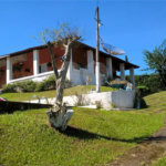 Sítio à venda em Santa Isabel com 2.700m² | Piscina | Casa de Caseiro | Excelente para lazer ou investimento