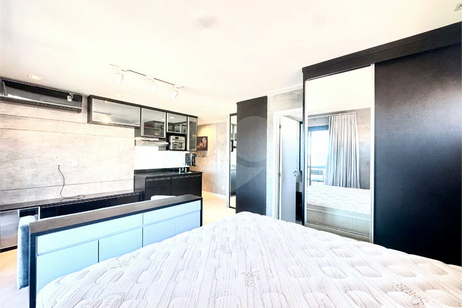 Último Andar | Estação Gabriele | 38 m² | Mobiliado | Campo Belo