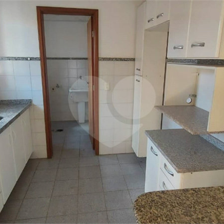 Apartamento no Condomínio Joan Miro .