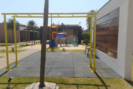 Lote de 298 m² à Venda no Condomínio Fechado Monte das Araucárias - São Carlos