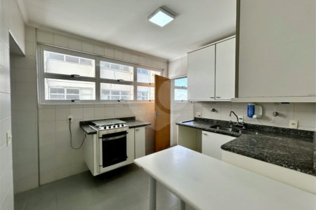 Apartamento de 105 m2, 3 dorms, 2 vagas livres em Perdizes
