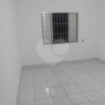 Duas casas com área total de 220m², 4 dormitórios, 3 suítes, 1 vaga de garagem, à venda em Pirituba
