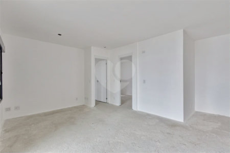 Apartamento com 2 quartos á venda no Alto da Boa Vista, São Paulo - SP