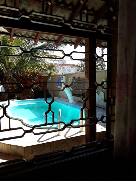 Casa térrea no Samambaia.