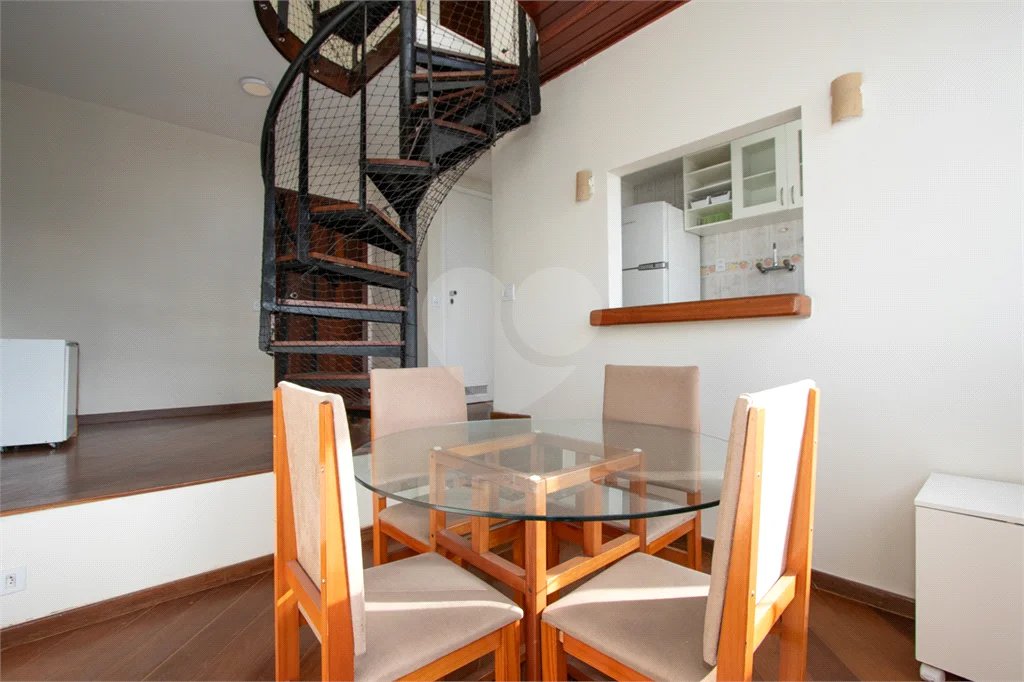 Cobertura Triplex com 90m² e 1 vaga de garagem na Vila Clementino