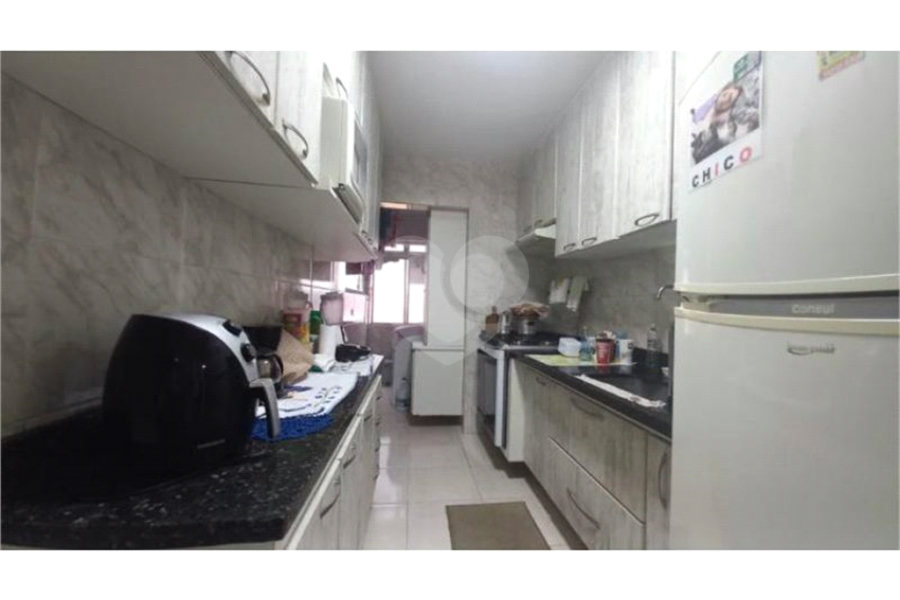 2 quartos e vaga de garagem