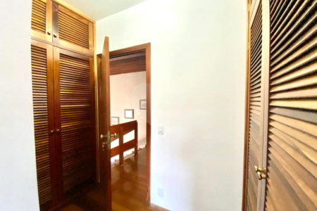 Casa á venda - Centro