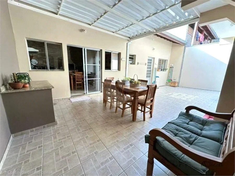 Casa a Venda no Jardim Melle em Vinhedo/SP