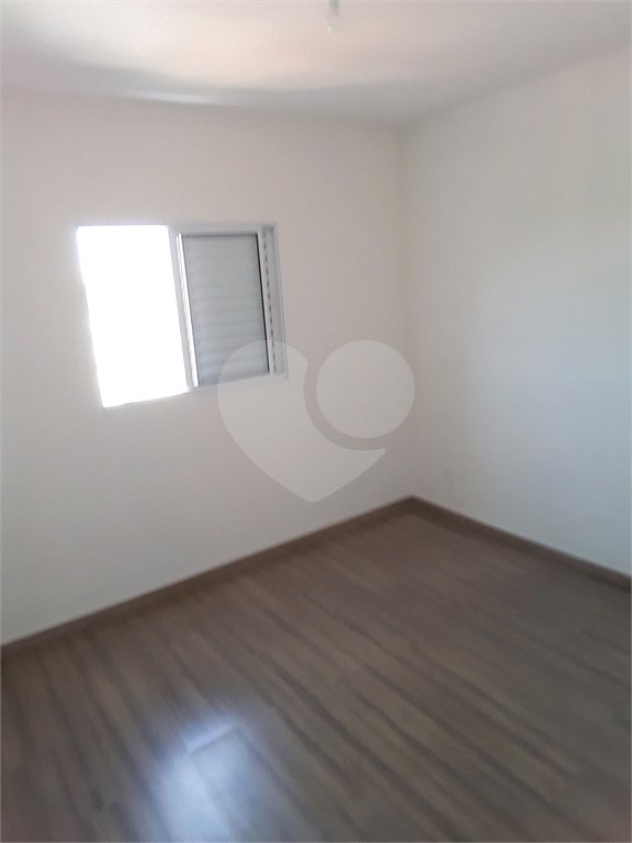 Apartamento com 2 dormitórios.