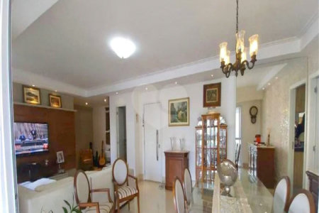 Apartamento para venda na Mooca, com 3 suítes... Rua Olímpio Portugal condomínio Spasso Mooca.