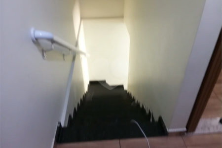 Terreno á venda com 2 casas na Vila Rosália, Guarulhos, SP.
