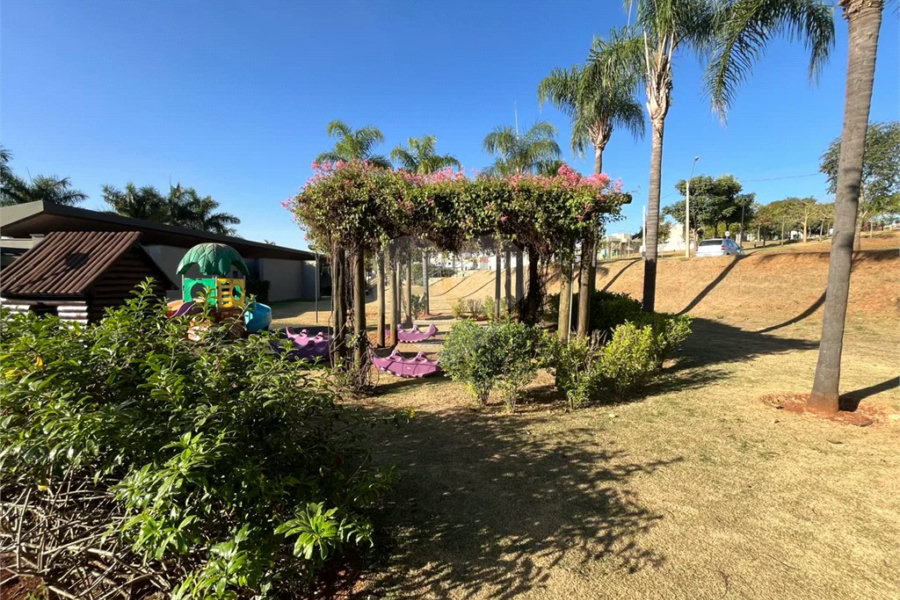 Terreno Plano à venda no Condomínio Villa Bela Vista em Piracicaba/SP.