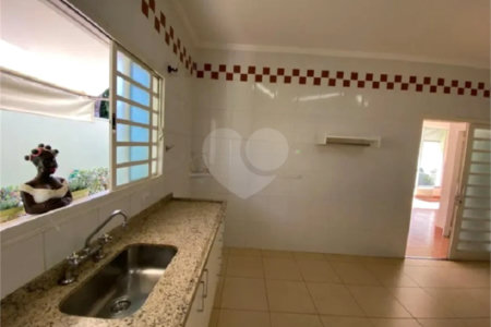 Casa à Venda no Condomínio Montreal - São Carlos/SP