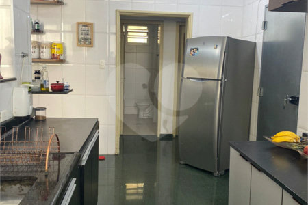 Apartamento à venda com 310m², 3 quartos e 1 vaga