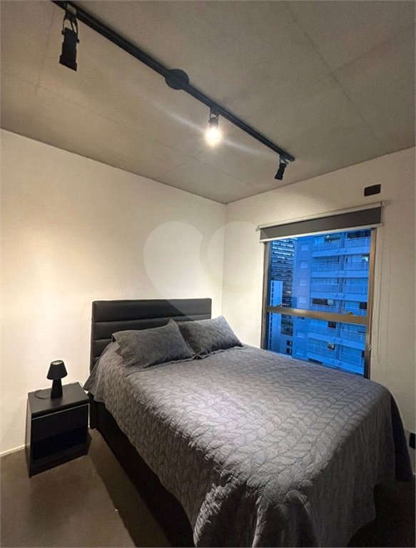 Apartamento 2 quartos, sendo 1suíte. 2 banheiros. Cozinha americana. Living com 2 ambientes com varanda gourmet,